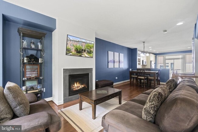 Photo - 2509 S Kenmore Ct