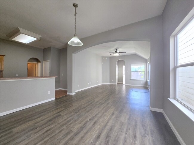 Photo - 811 Forest Hillside Ln