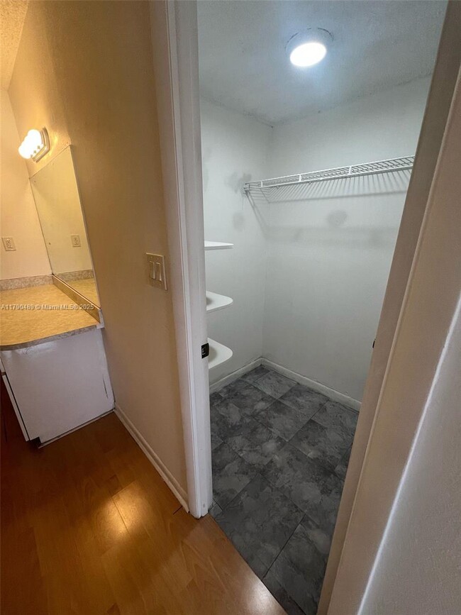 Photo - 410 NW 68th Ave Condo Unit 302