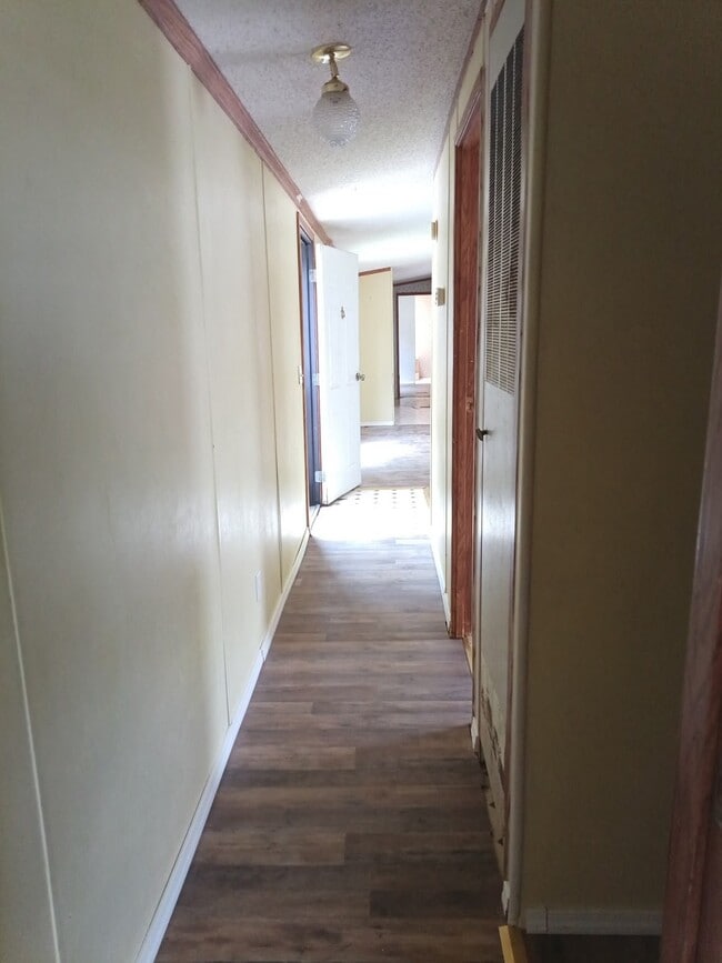 Photo - 11 Jacob Ln