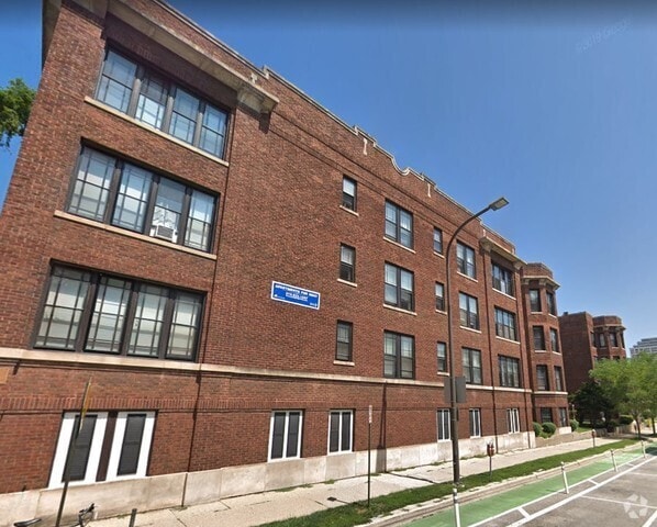 Building Photo - 1125 Davis St Unit A-2 Rental