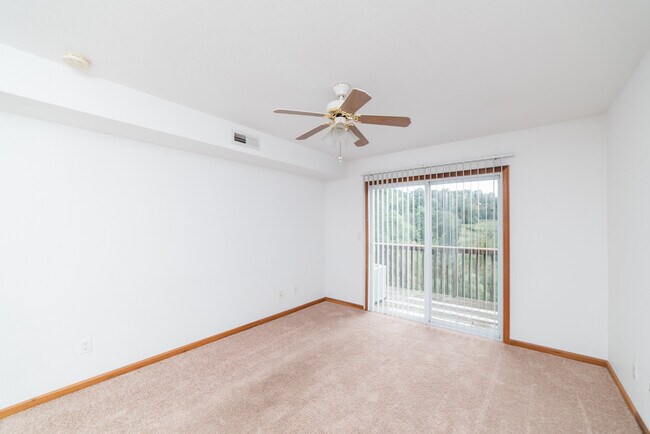 Photo - Pinnacle Heights Apartments