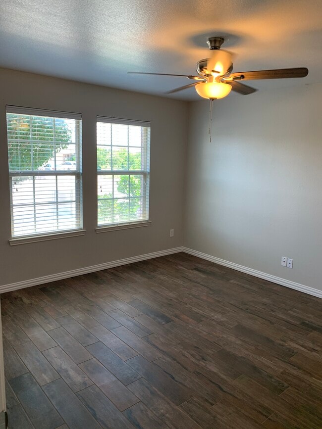 Photo - 1444 Keith Ct