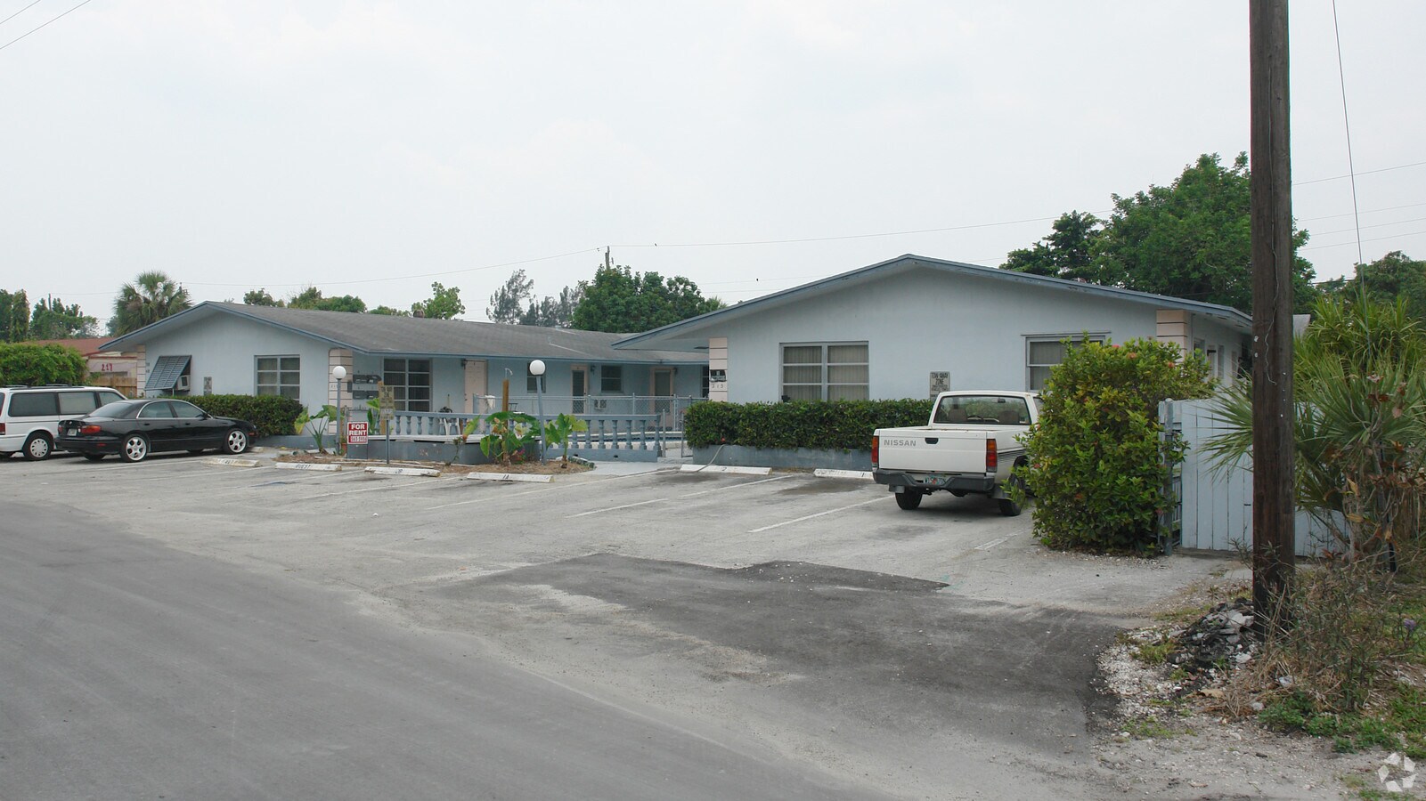 Vista de frente - Riverside