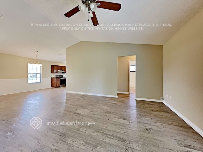 Photo - 1082 Leeward Dr