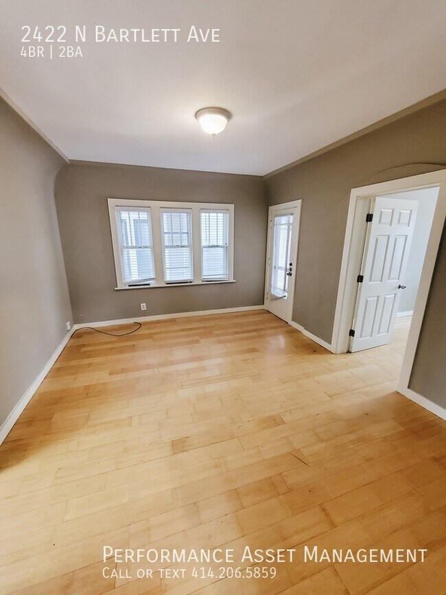 Photo - 2422 N Bartlett Ave