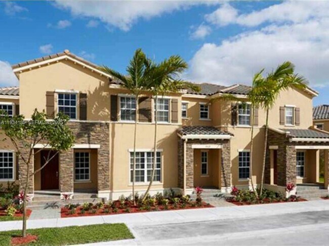 Photo - 17083 SW 96th St Unit Studio