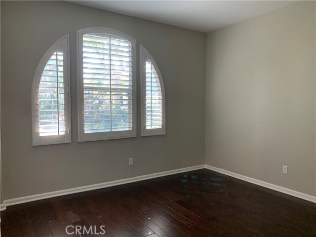 Photo - 79 City Stroll