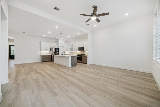 Photo - 21714 Swift Flier Ln