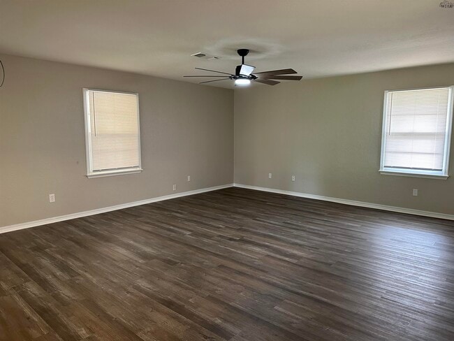 Photo - 4517 Lockwood Dr