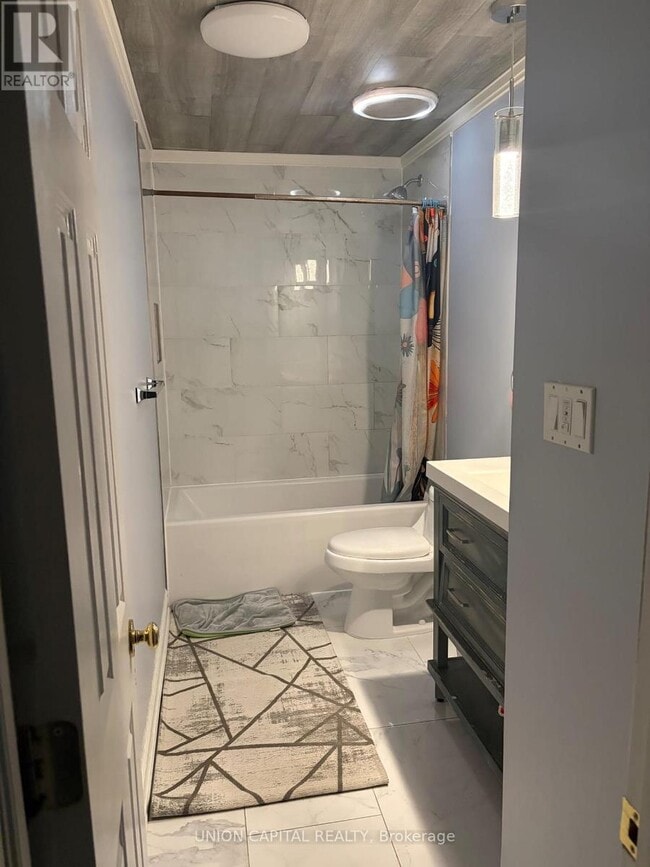 Photo - 71 Osterhout Pl