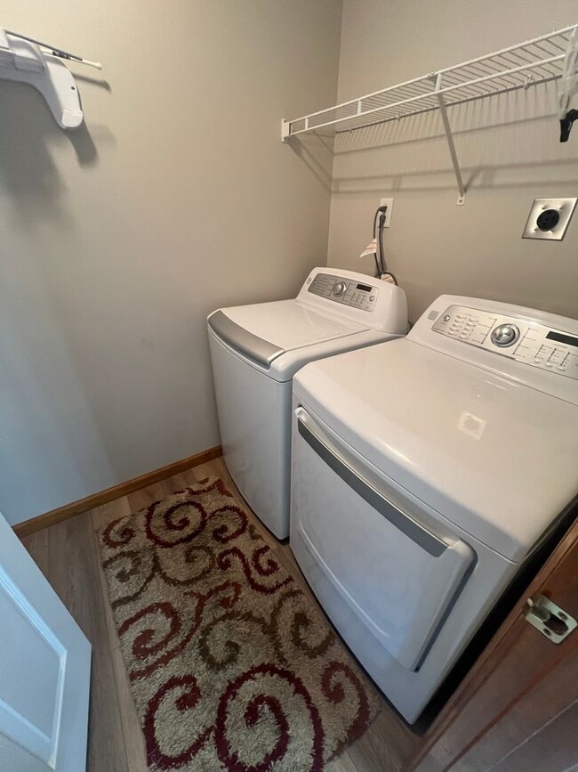 Photo - Move in ready 2 bedroom 1.5 bath Chatham Townhouse