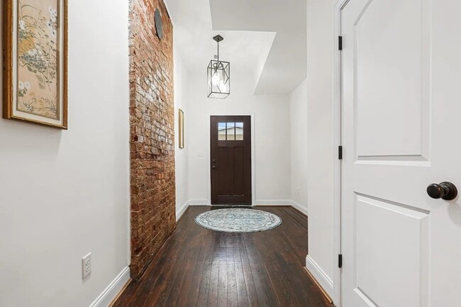 Photo - 1017 Saratoga St
