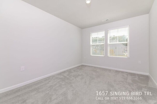 Photo - 1657 Singing Bird Trl