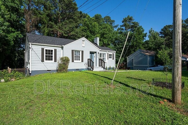 Photo - 2874 Blount St