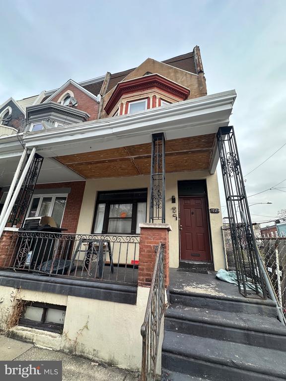 Photo - 1721 N Creighton St