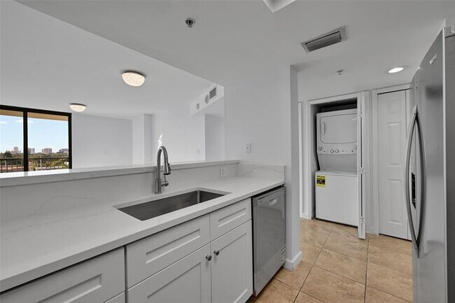 Photo - 1690 SW 27th Ave Unit 604