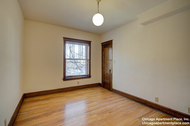 Photo - 1336 W Waveland Ave Unit 1336-2