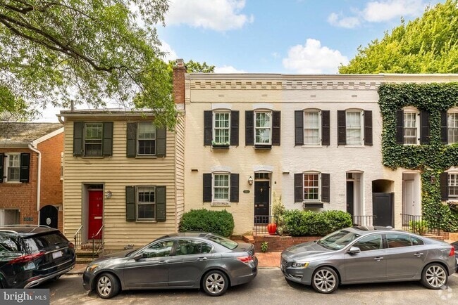 Building Photo - 1522 32nd St NW Rental