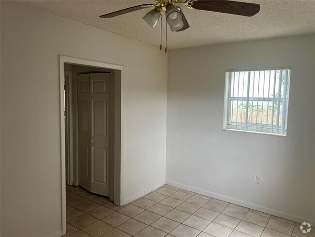 Building Photo - 211 N 66th Ave Rental