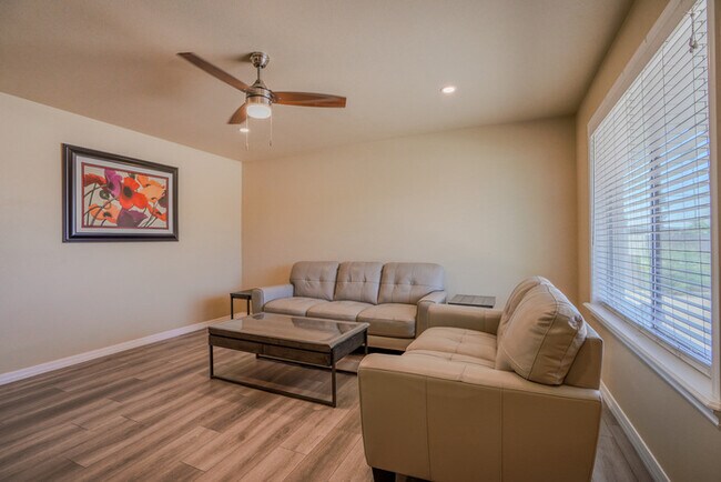 Photo - 845 W Romo Jones St
