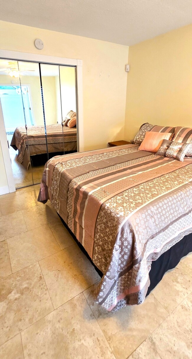 Photo - 10910 Diego Dr N