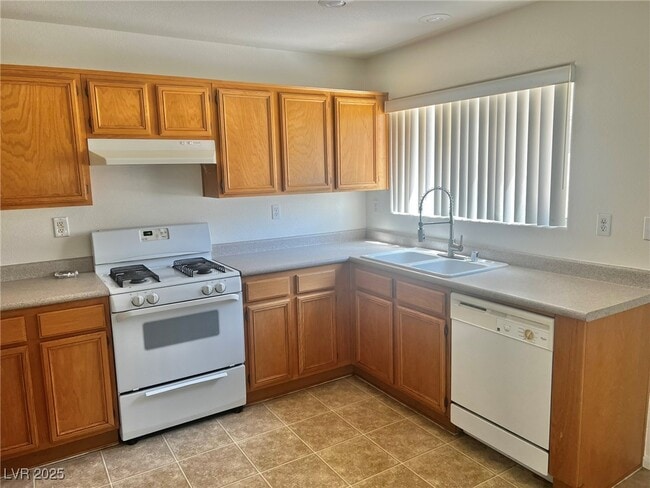 Photo - 3153 Amari Ave