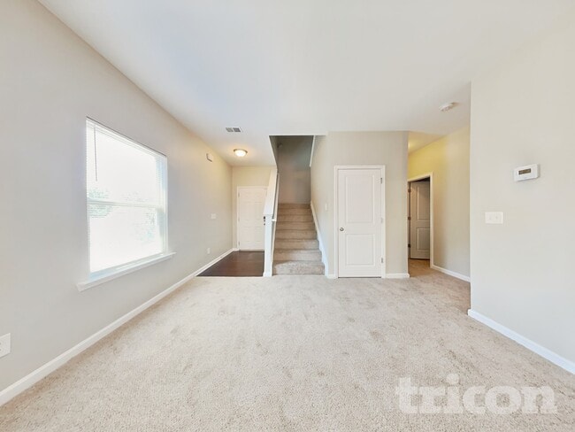 Photo - 4014 Sitka Dr