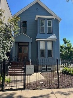 Building Photo - 1701 N Fairfield Ave Unit Garden