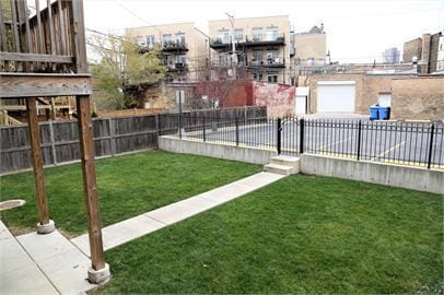 Photo - 3821 N Lakewood Ave