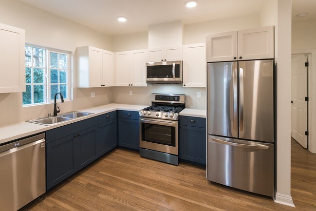FOUND Residences | Westwood - FOUND Residences | Westwood Apartments