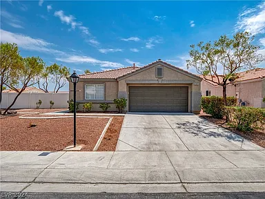 Photo - 505 Regal Robin Way House
