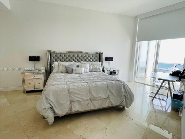 Photo - 16001 Collins Ave Unit 4107