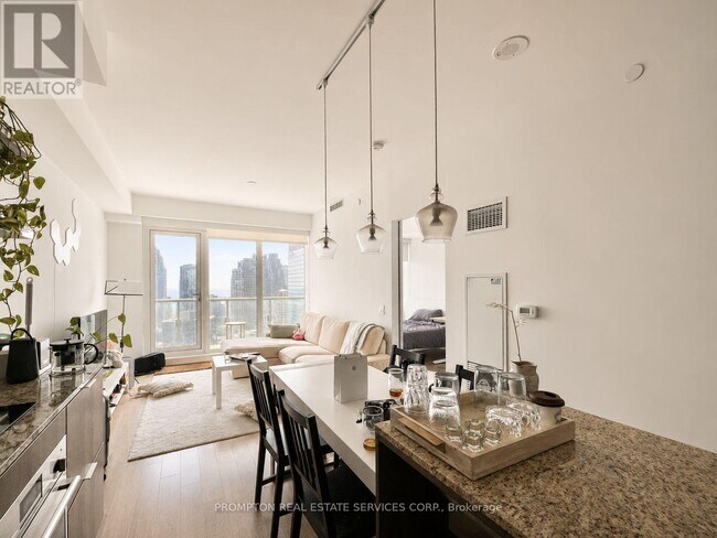 Photo - 197 Yonge St Unit 4407