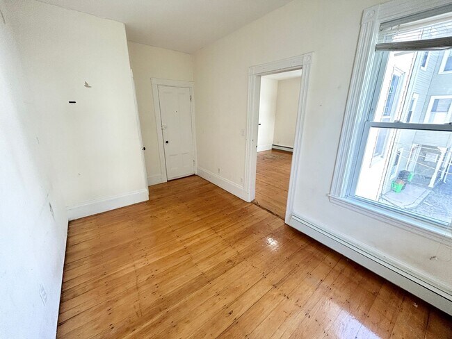 1 Folsom Ave