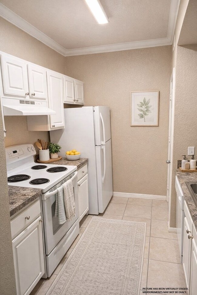 Photo - Clean, spacious renovated 1x1 with balconet