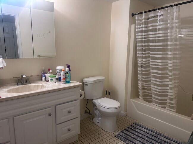 Photo - 1 Maude St Unit #3