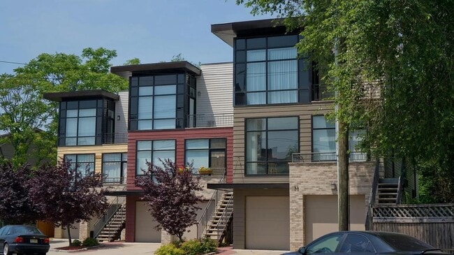 Building Photo - 31 Hackensack Plank Rd Unit 2A