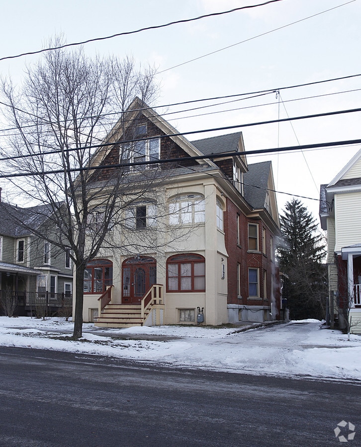 80 Elm St Apartments Oneonta, NY