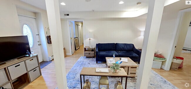 Building Photo - 18 Dean Rd Unit #GA Rental