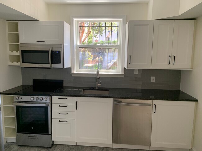 Photo - 411 5th St SE Unit Capitol Hill Apartment