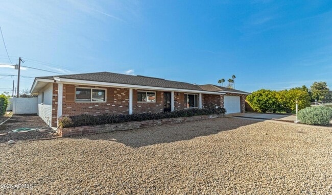 Photo - 1303 W Devonshire St
