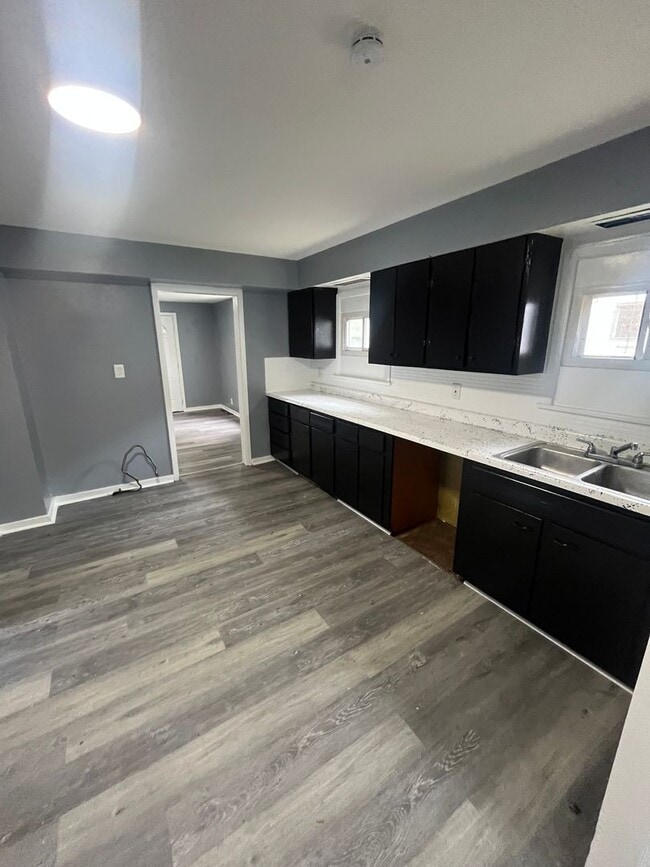 Photo - SECTION 8 and EDEN Accepted!! Spacious New...