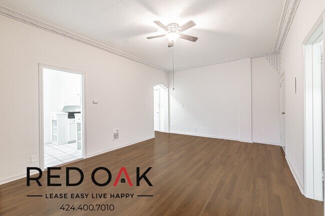 Photo - 808 S Hobart Blvd Apartment Unit 205