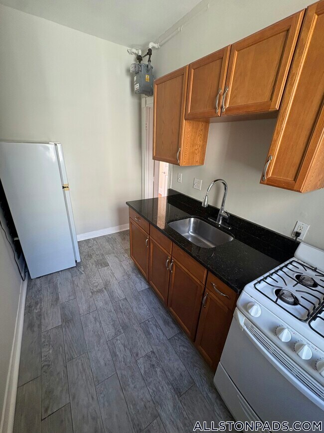 1193 Commonwealth Ave Unidad 14