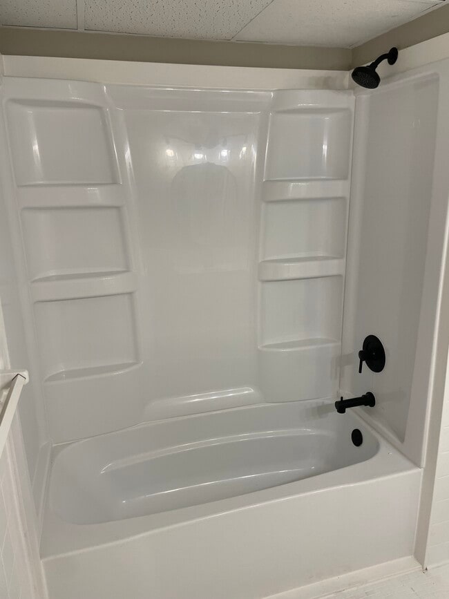 New Showers - Mississippi Landings