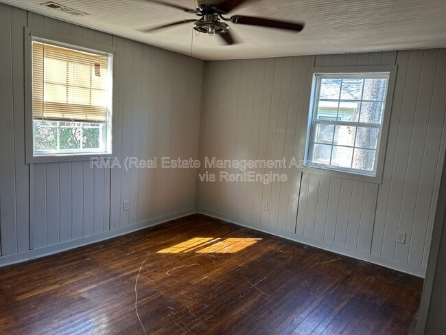 Photo - 740 E Chappell St