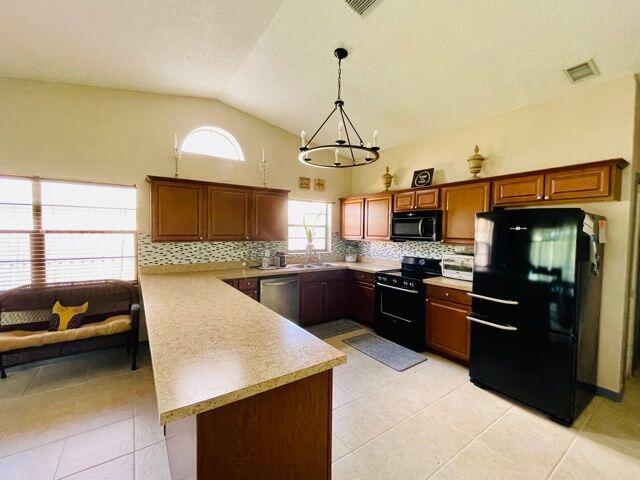 Photo - 174 Roy Ct Cir