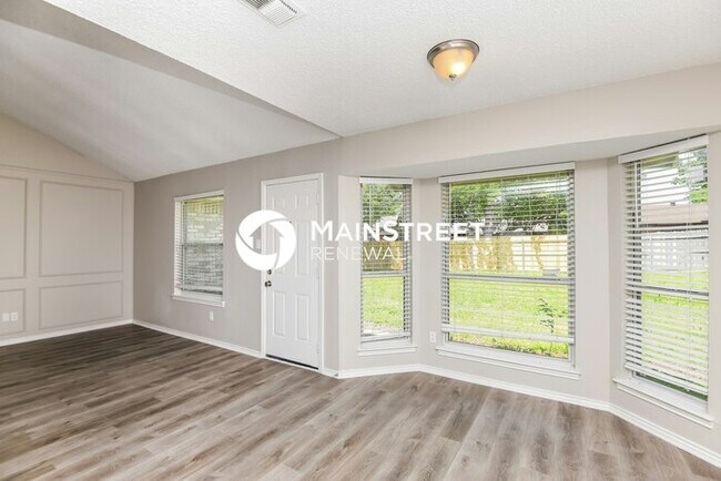 Photo - 4 Bedroom Pet-Friendly Home in Watauga, TX with Main Street Renewal