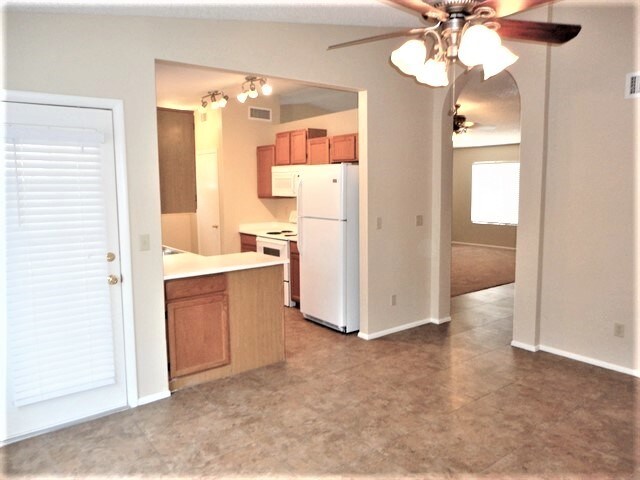 Photo - 2306 N 88th Ave